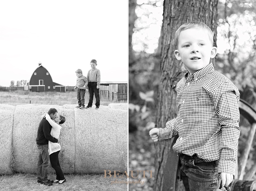 BEAUTI photography Tribune family photography outdoor lifestyle photography farm family black & white photography photo