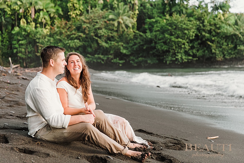 BEAUTI photography Big Island Hawaii pre-wedding photo shoot engagement photo