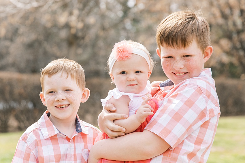 BEAUTI photography Saskatchewan family lifestyle photographer sibling portrait