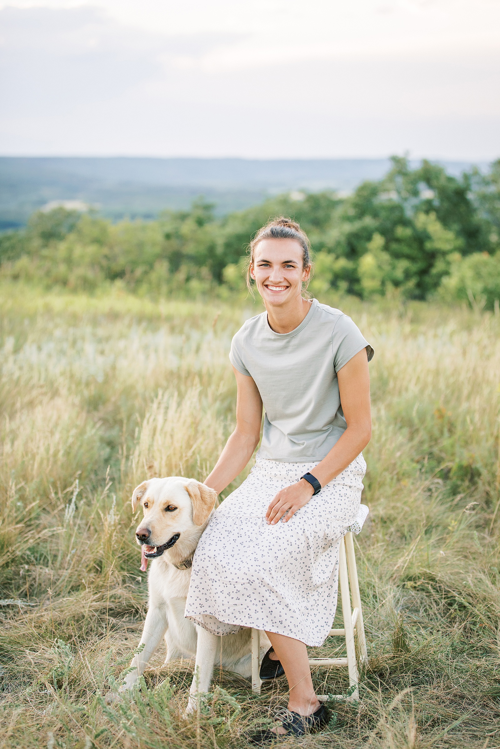 Jenelle Quigley Photography Manitoba lifestyle photo session family dog