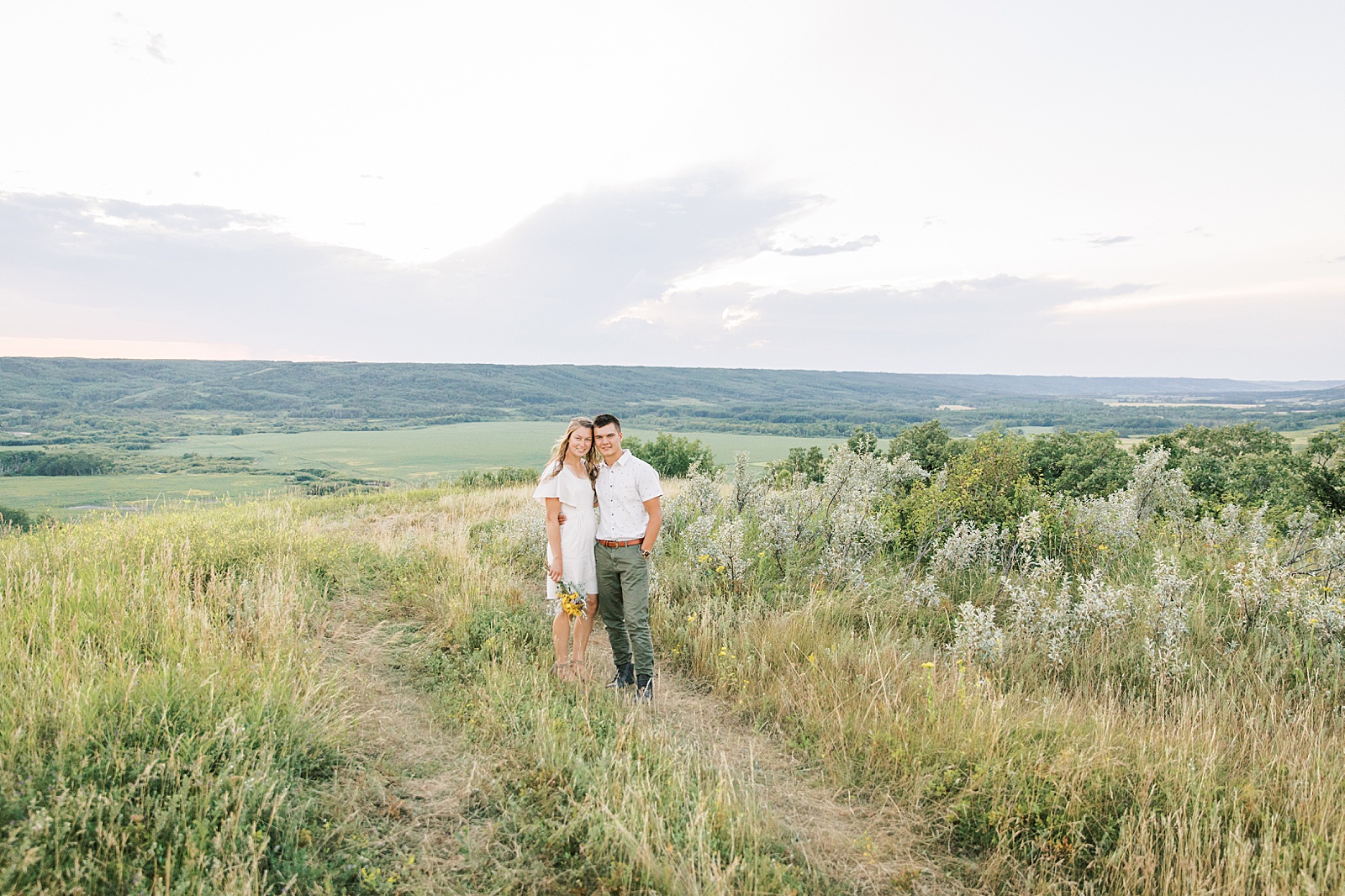 Jenelle Quigley Photography Manitoba lifestyle couple photo session