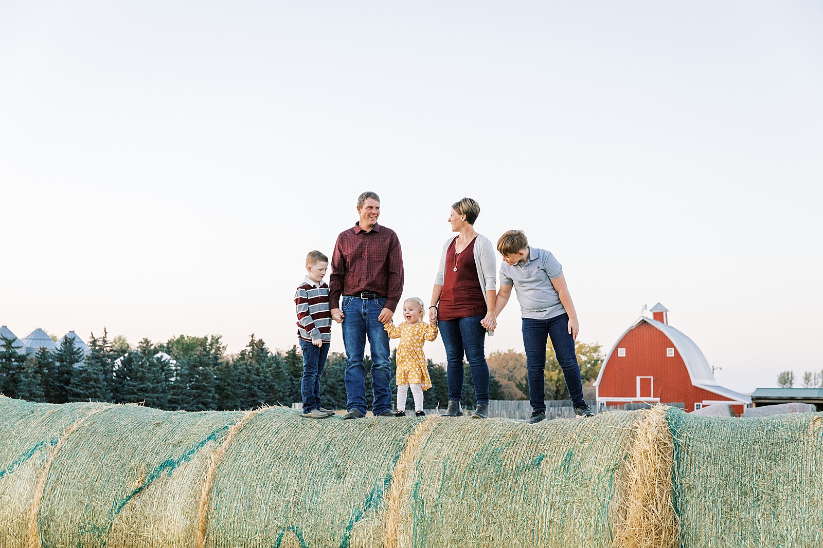 Jenelle Quigley Photography family lifestyle photo session Tribune Saskatchewan