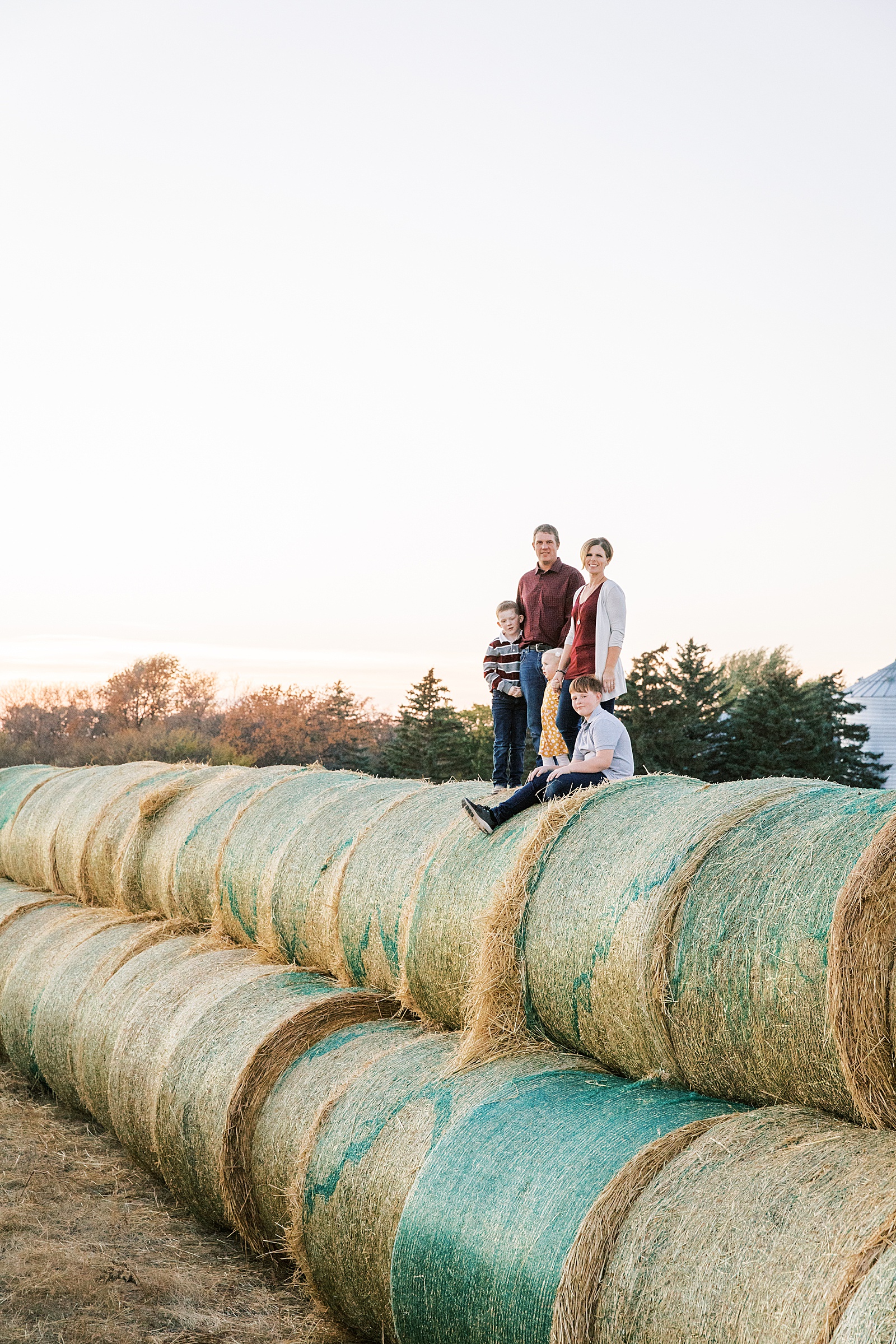 Jenelle Quigley Photography family lifestyle photo session Tribune Saskatchewan
