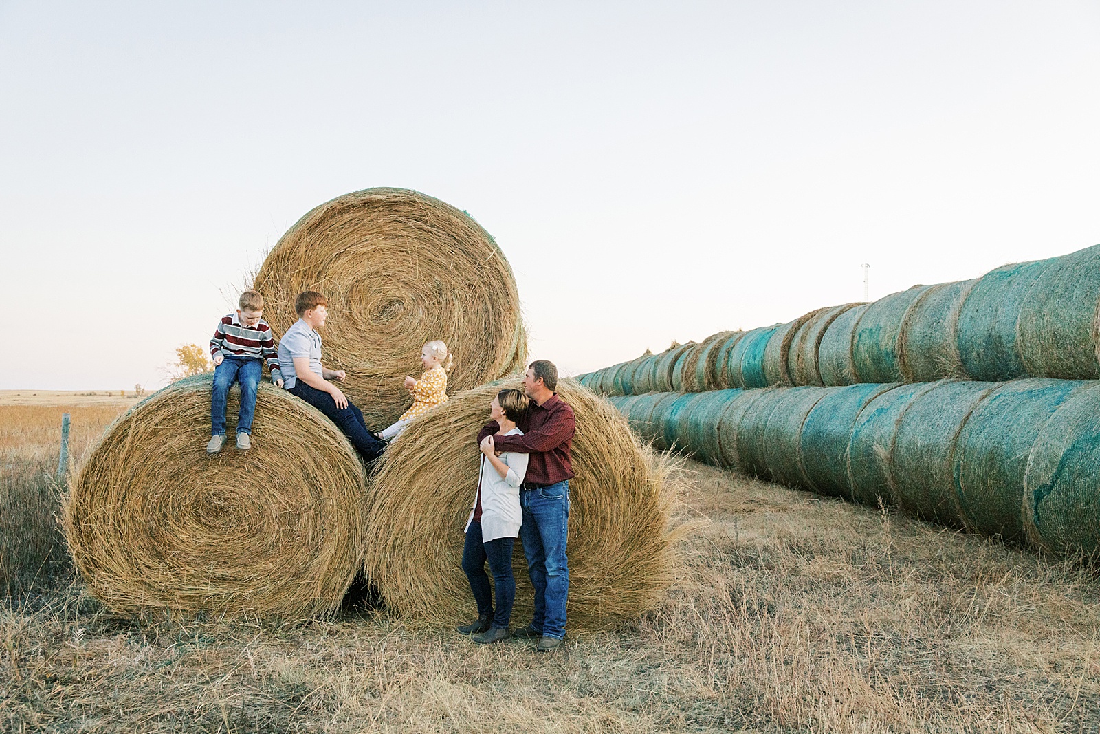 Jenelle Quigley Photography family lifestyle photo session Tribune Saskatchewan