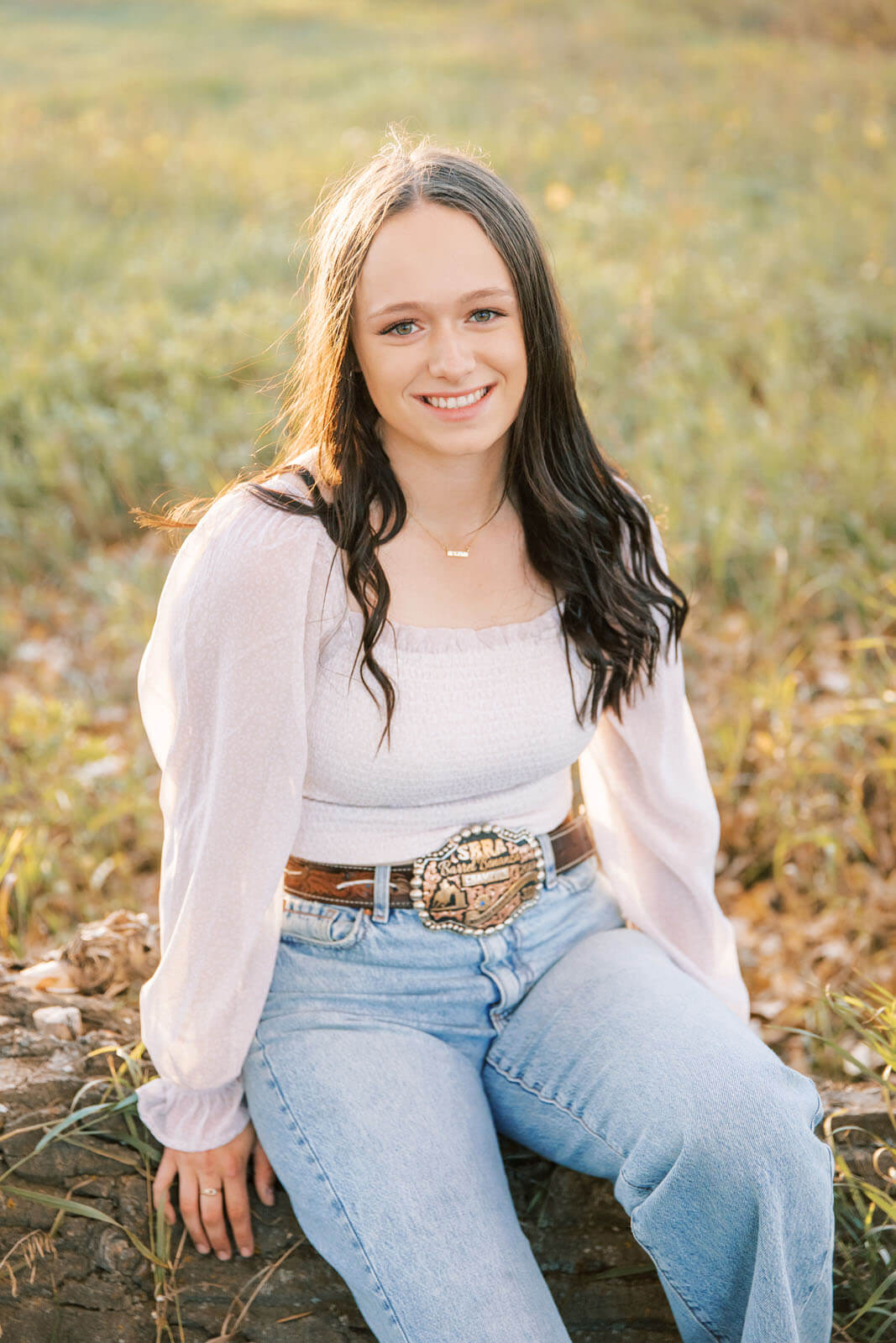 Jenelle Quigley Photography Saskatchewan lifestyle photographer sunset grad casuals in Radville class of 2024