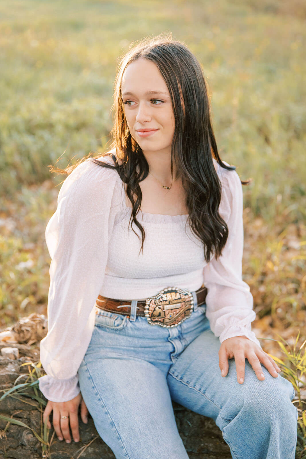 Jenelle Quigley Photography Saskatchewan lifestyle photographer sunset grad casuals in Radville class of 2024
