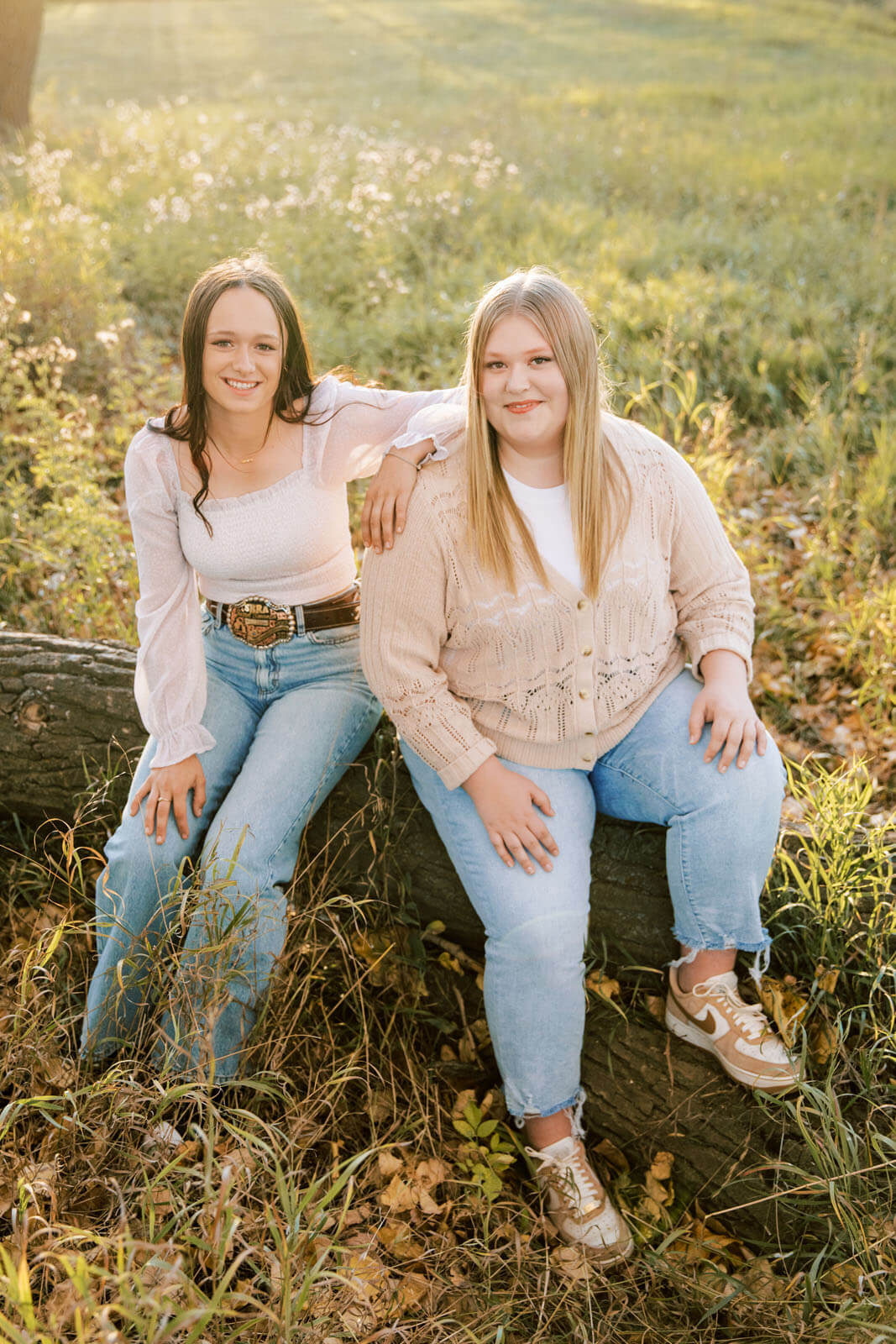 Jenelle Quigley Saskatchewan lifestyle photographer Radville high school graduation