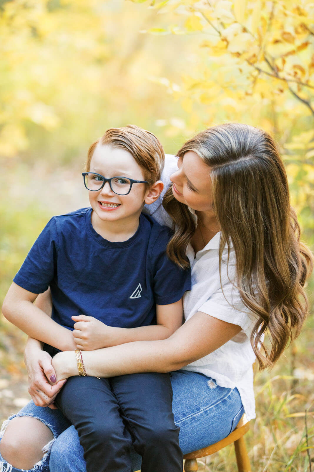Jenelle Quigley Photography Weyburn Saskatchewan family lifestyle photographer Weyburn fall minis 2023