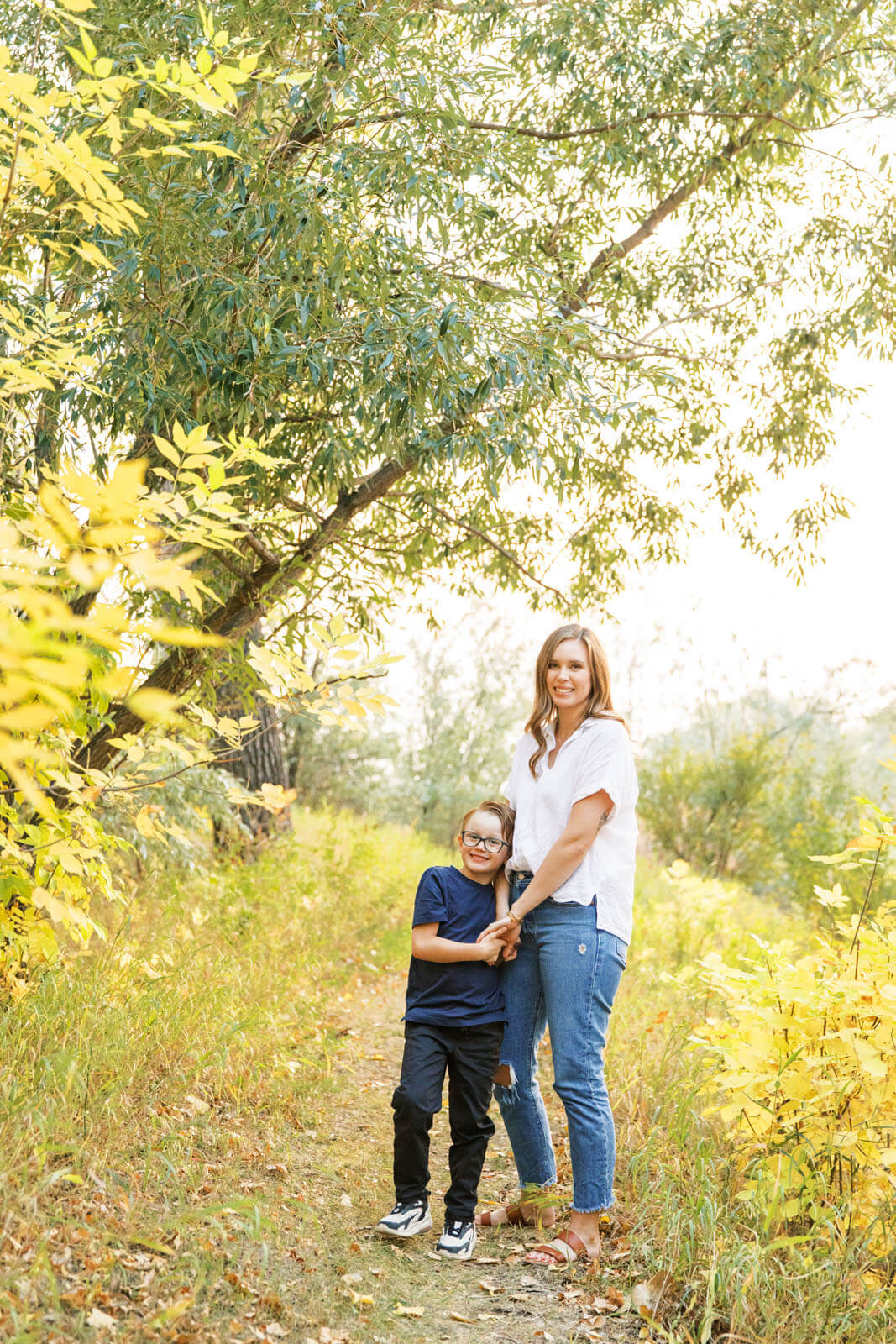 Jenelle Quigley Photography Weyburn Saskatchewan family lifestyle photographer Weyburn fall minis 2023