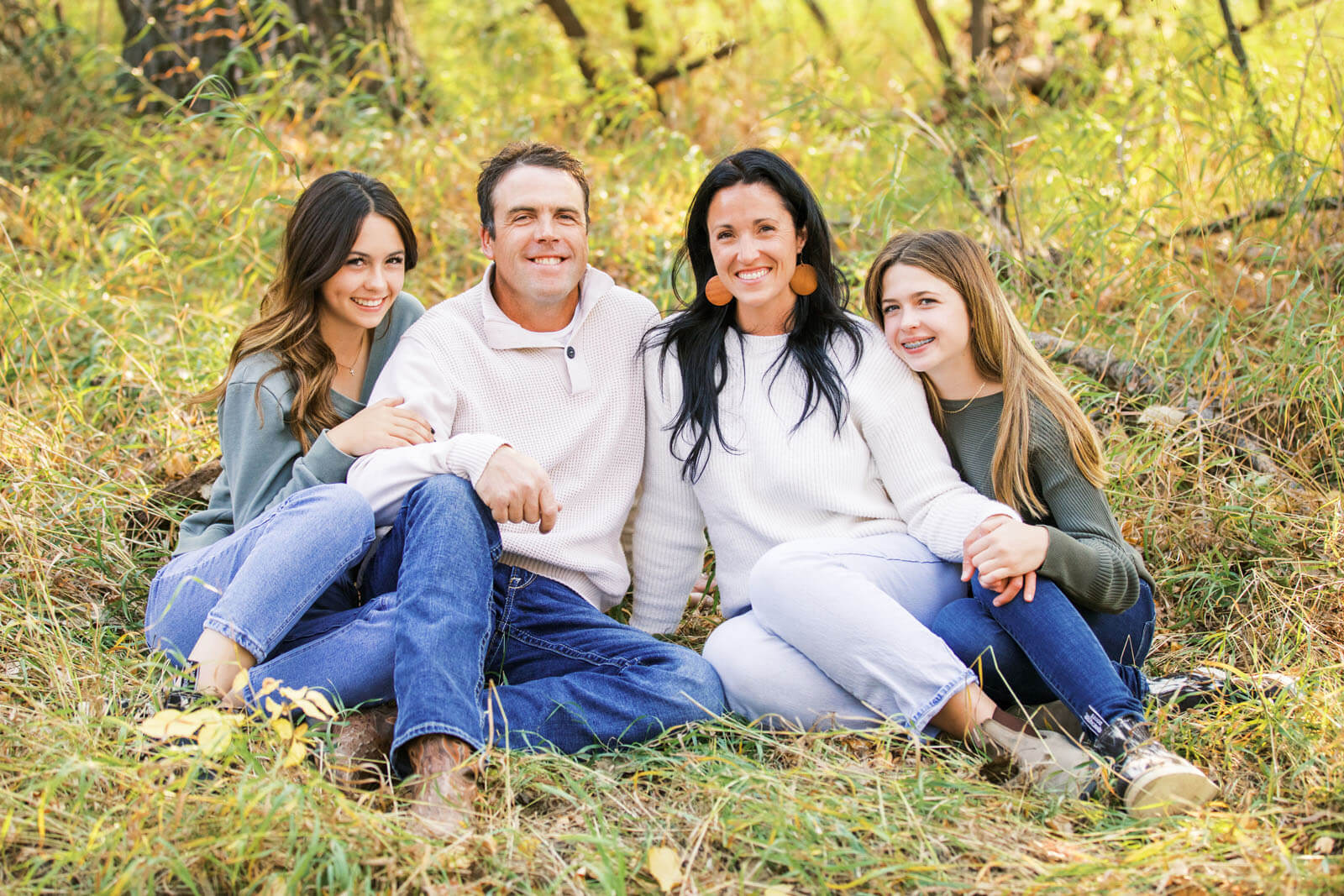 Jenelle Quigley Photography Weyburn Saskatchewan family lifestyle photographer Weyburn fall minis 2023