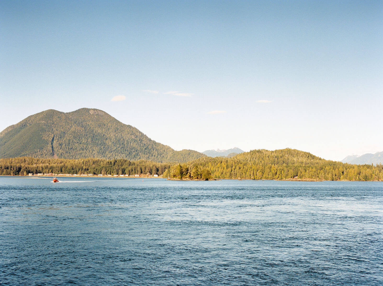 Jenelle Quigley Photography Vancouver Island travel photographer water taxi Tofino
