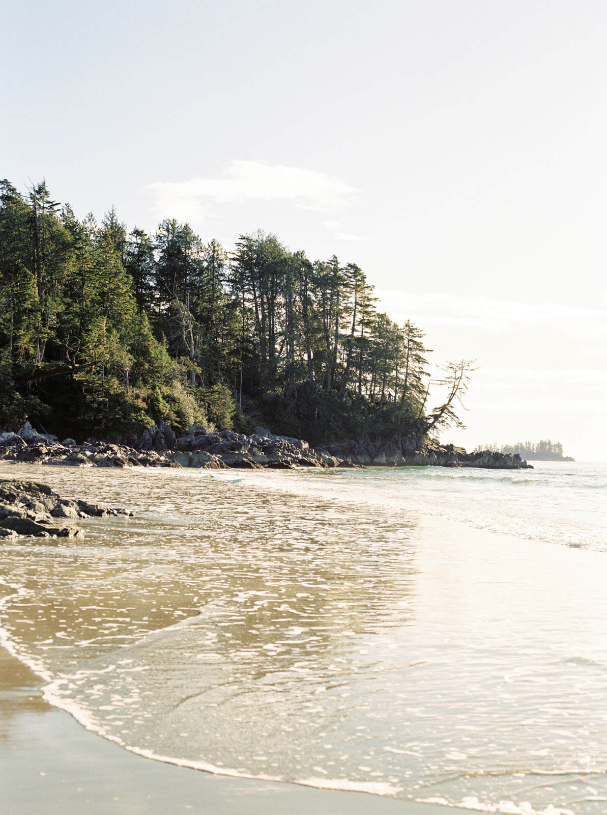 Jenelle Quigley Photography Vancouver Island travel photographer Tonquin Beach hike