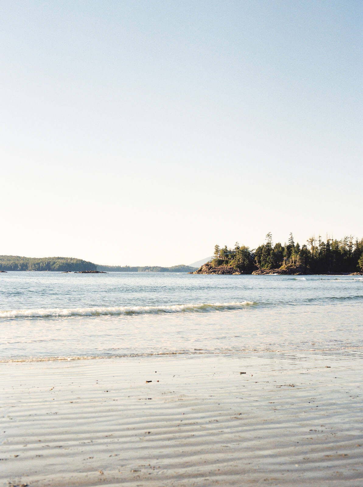 Jenelle Quigley Photography Vancouver Island travel photographer Tonquin Beach hike