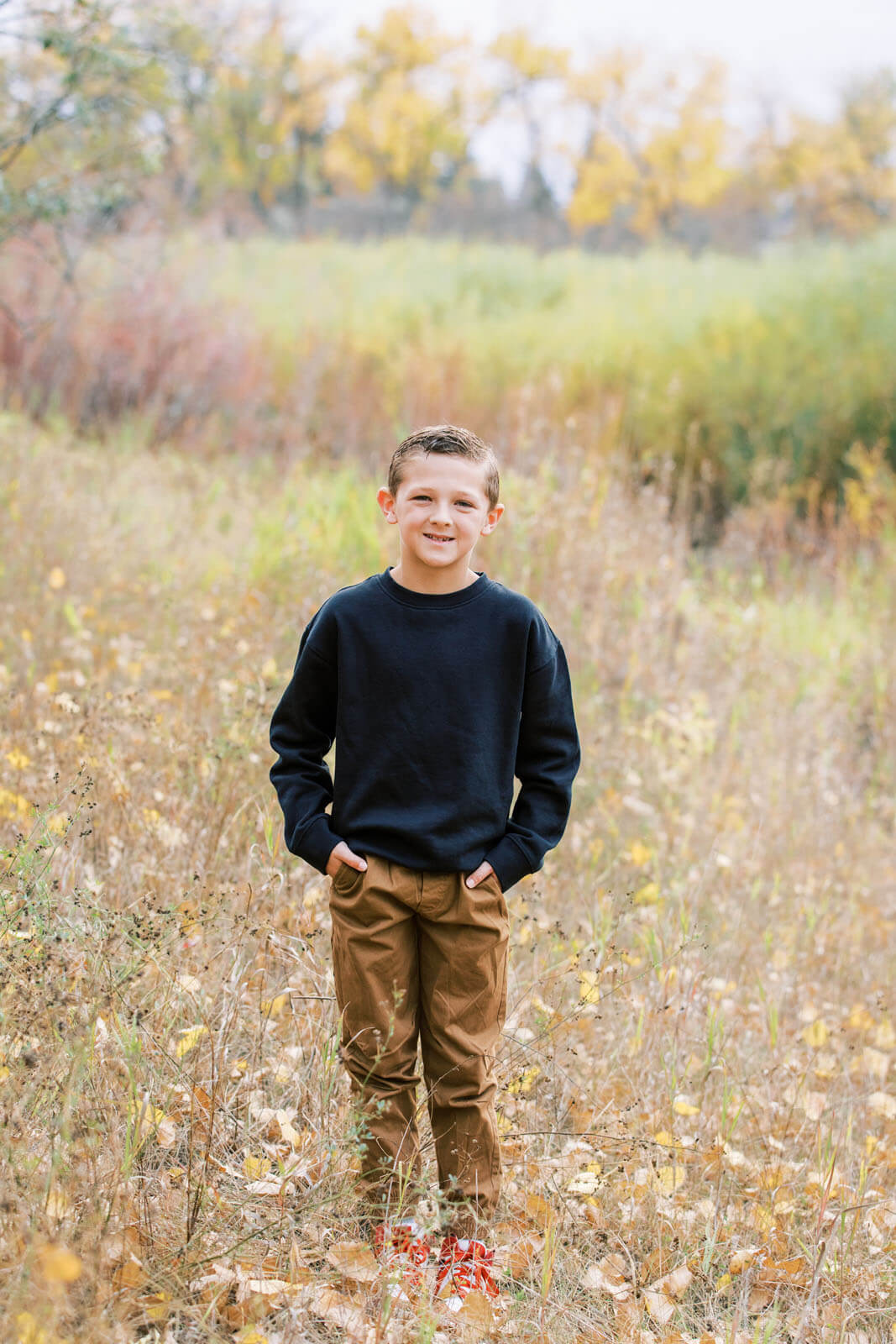 Jenelle Quigley Photography Saskatchewan family lifestyle photographer Weyburn kid portrait outdoors autumn