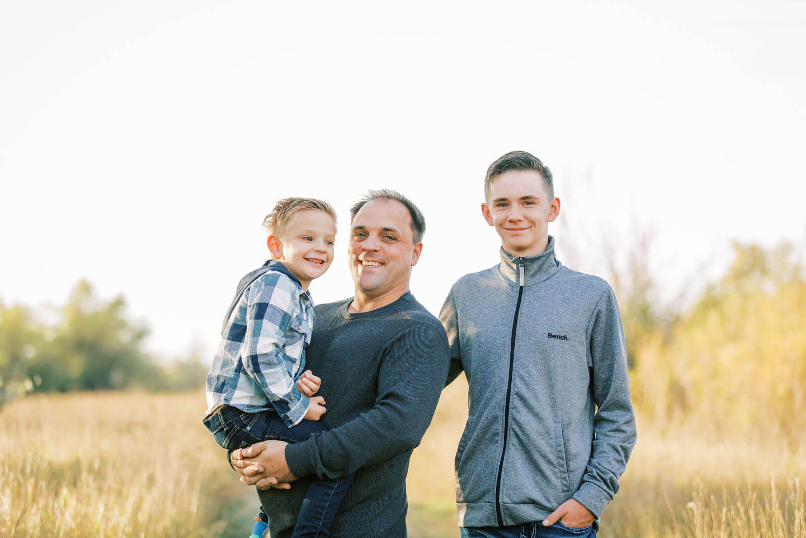 Jenelle Quigley Photography Weyburn family lifestyle photographer fall 2023 photos