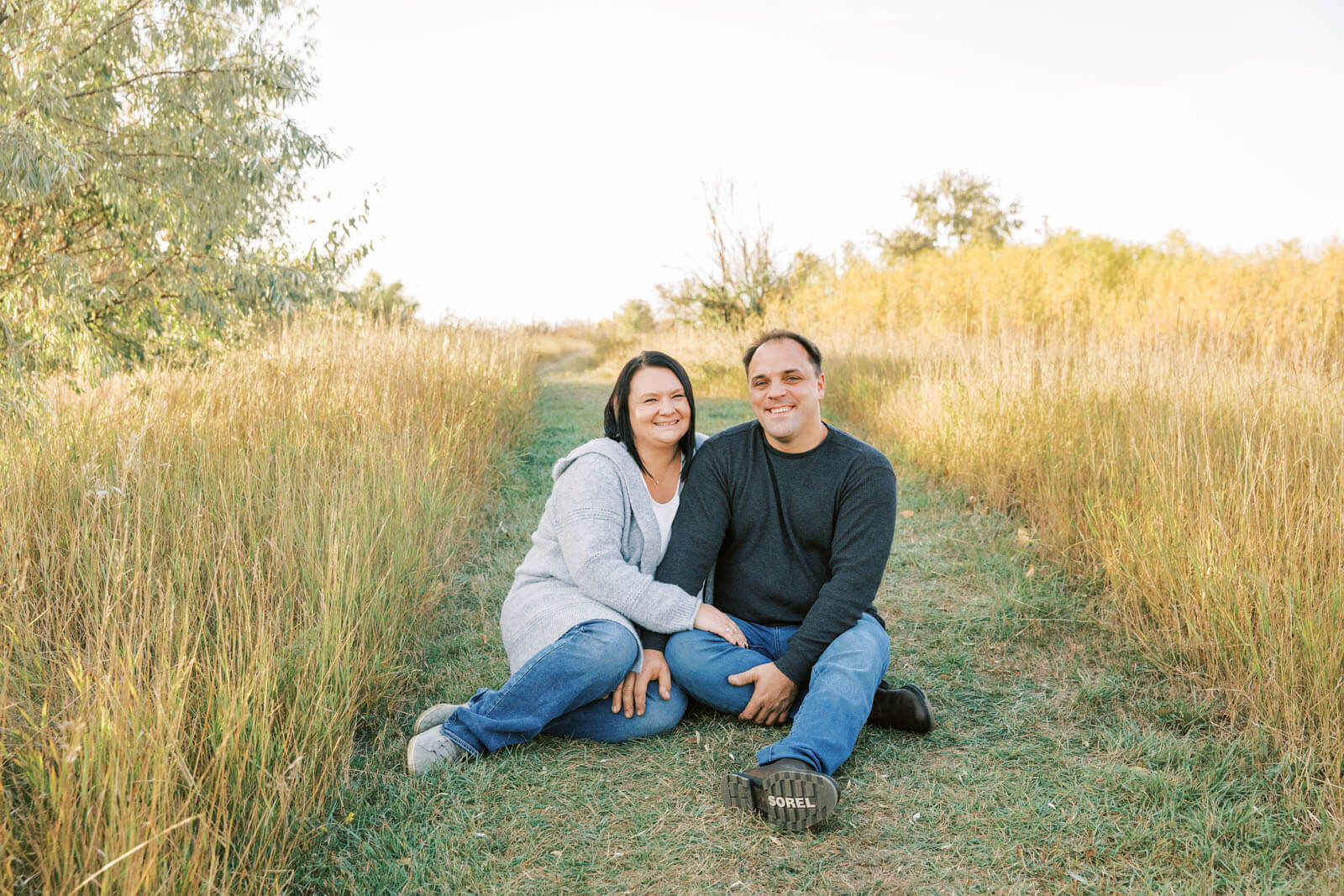 Jenelle Quigley Photography Weyburn family lifestyle photographer couple portraits