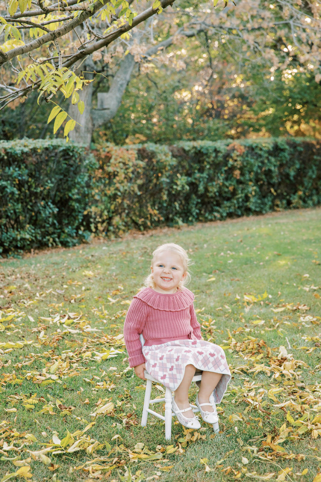 Jenelle Quigley Photography Weyburn Saskatchewan family lifestyle photographer autumn photo session children portraitsv