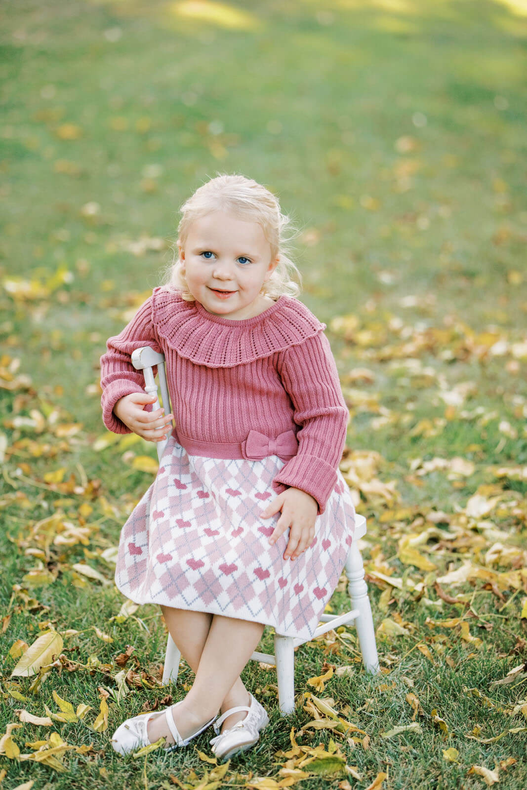 Jenelle Quigley Photography Weyburn Saskatchewan family lifestyle photographer autumn photo session children portraits