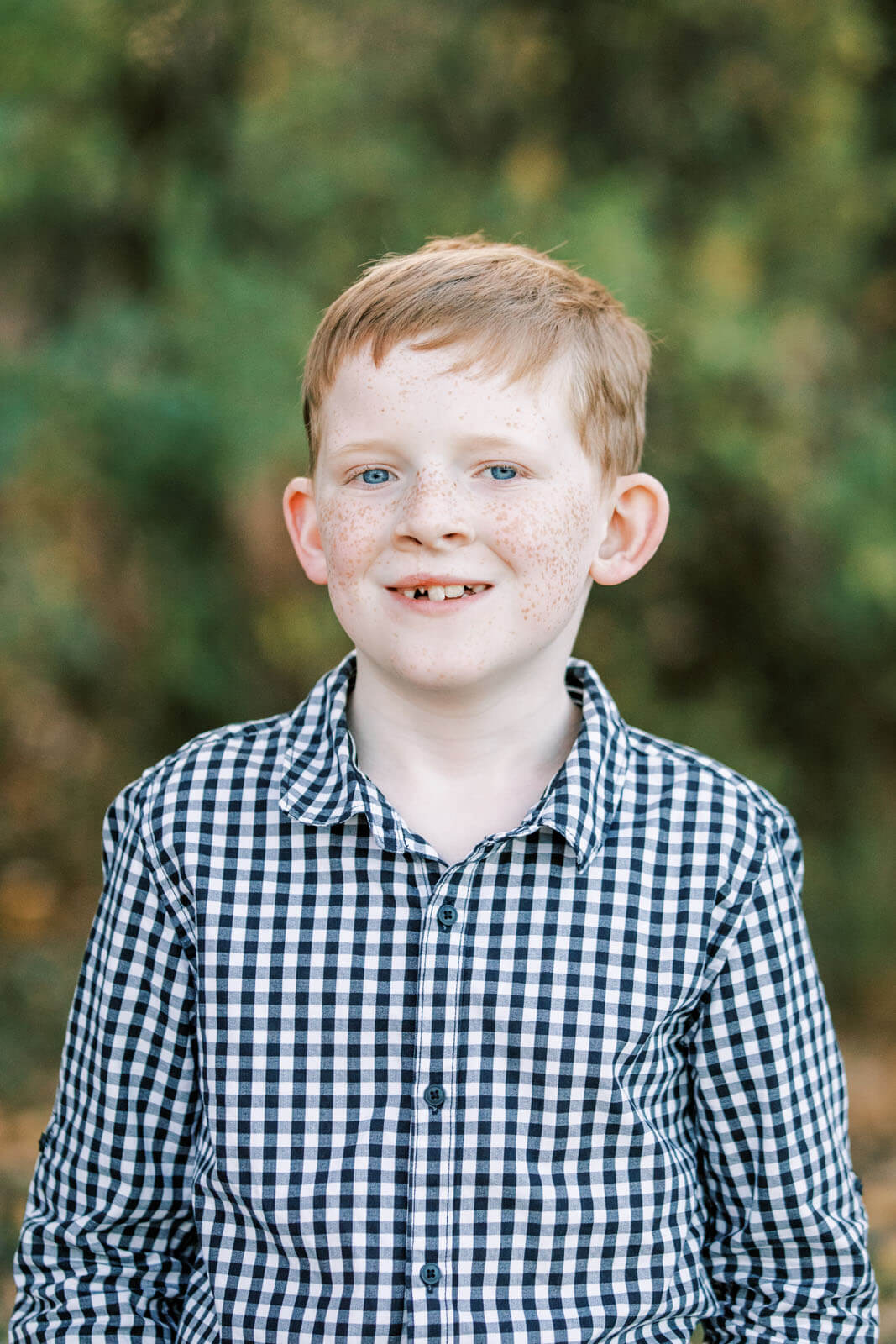 Jenelle Quigley Photography Weyburn Saskatchewan family lifestyle photographer autumn photo session children portraits