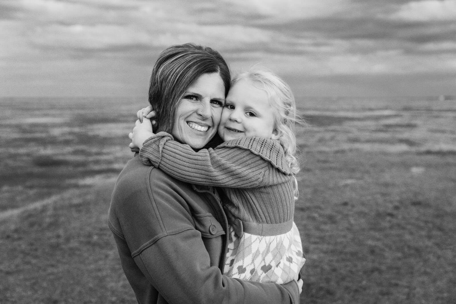 Jenelle Quigley Photography Weyburn Saskatchewan family lifestyle photographer autumn photo session mother and daughter