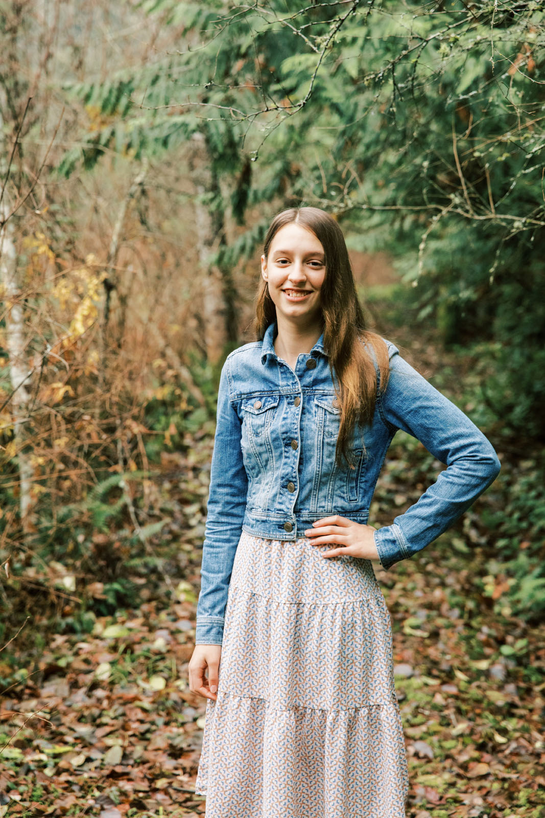 Jenelle Quigley Photography Vancouver Island winter session family lifestyle photographer forest acreage